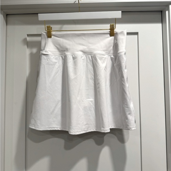 Vuori Volley Skirt Women's Performance Skirt Medium EUC - Picture 5 of 5